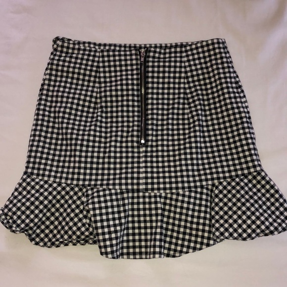 H&M Gingham Ruffle Mini Skirt - NWOT - Picture 3 of 6